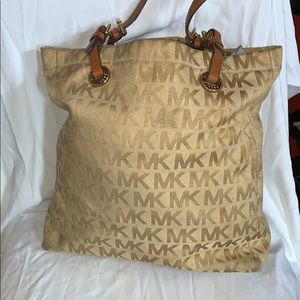 MK LOGO shoulder bag (LARGE SIZED)